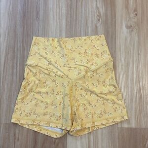 Floral Yellow Women's Shorts